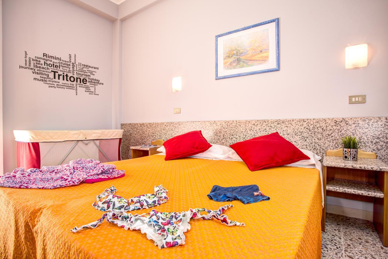 Hotel Tritone Rimini Exterior photo